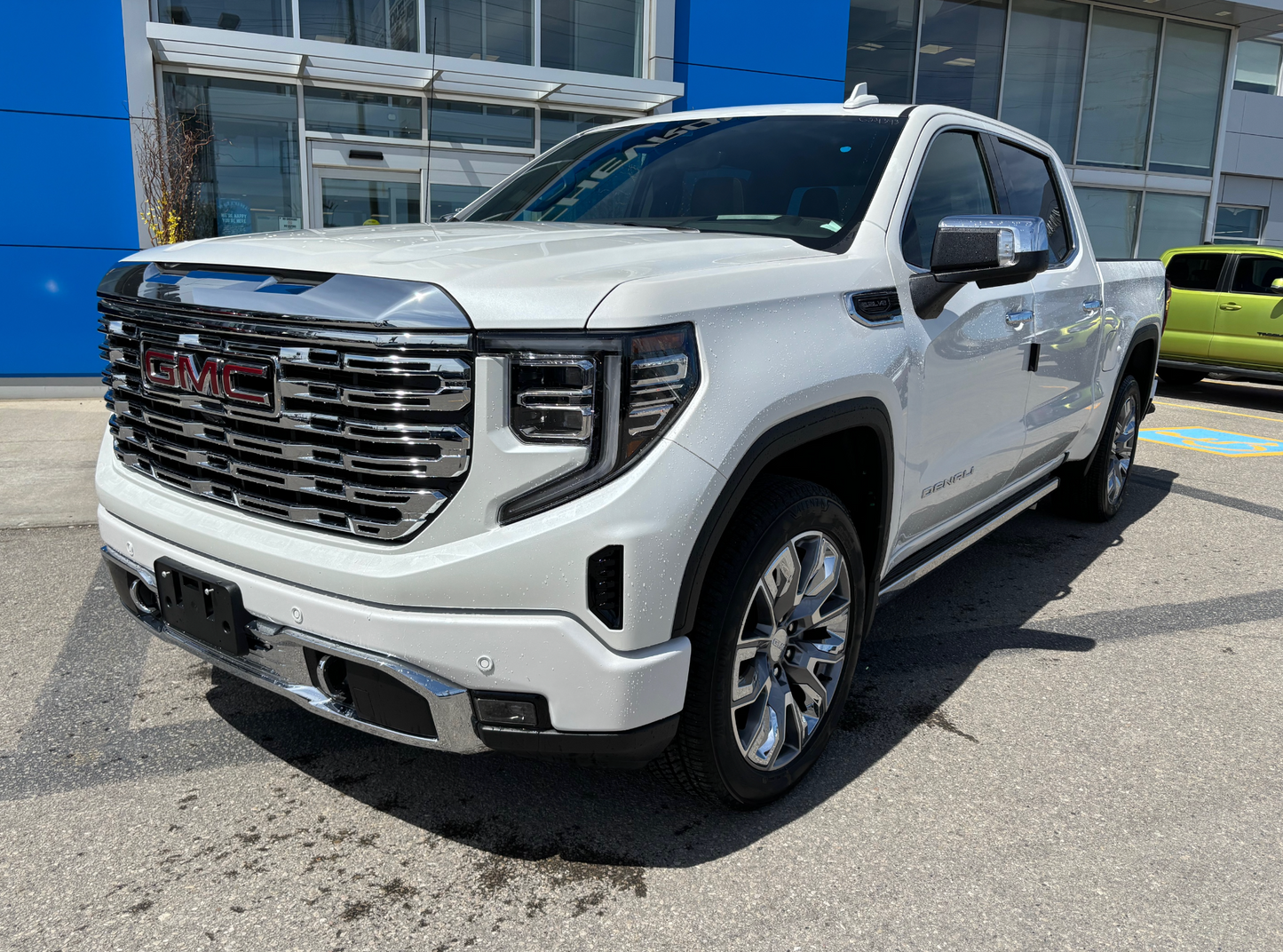 2023 Sierra 1500 Denali 3.0L (White)